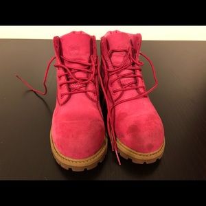Girls pink Timberland’s